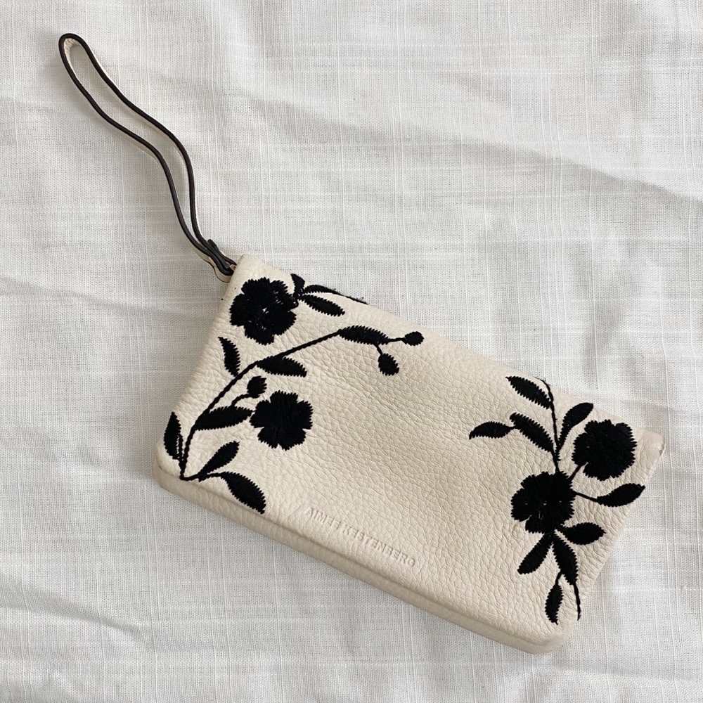 Aimee Kestenburg Cream/Black Floral wristlet